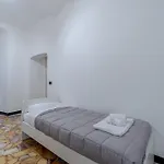 Guesthost - Porto Antico Functional & Roomy Flat