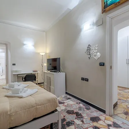 Porto Antico Functional & Roomy Flat